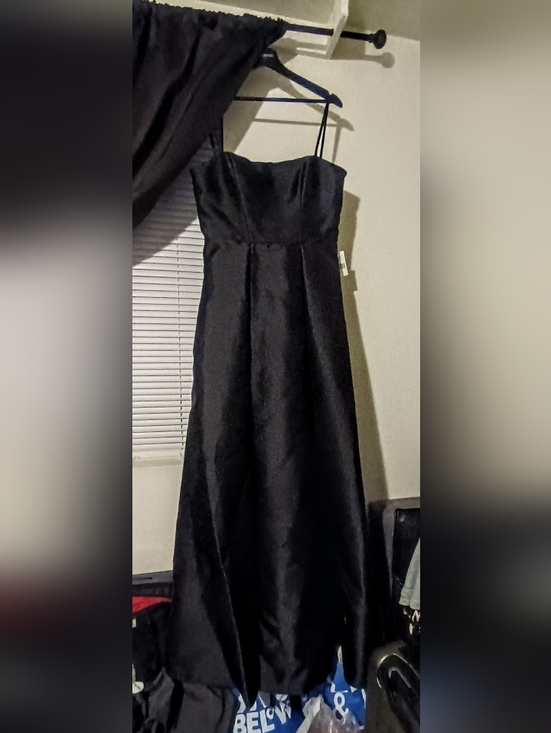 Vera Wang Dresses & Skirts - Vera Wang Black Strapless Evening Gown